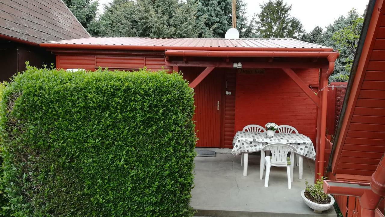 Keri Apartman Mosonmagyaróvár Exteriör bild